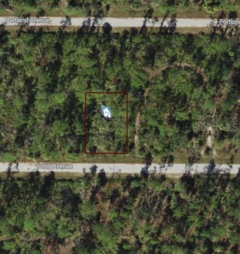 Listing photo 3 for 17076 Irving Ave, Port Charlotte FL 33948