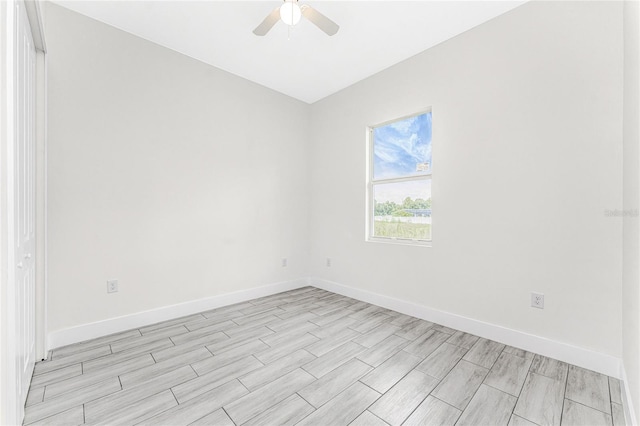 empty room with ceiling fan