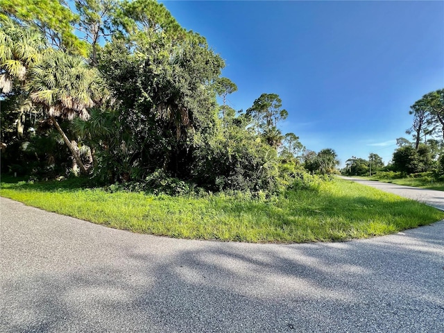 105 Shoreland St, Port Charlotte, FL 33954