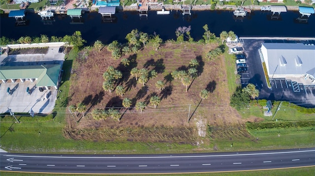 Listing photo 3 for 3657 Tamiami Trl, Punta Gorda FL 33950