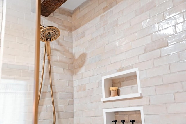 room details featuring walk in shower