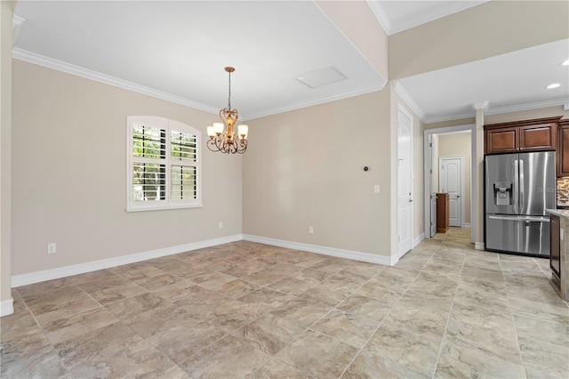 unfurnished room featuring ornamental molding, a notable chandelier, and baseboards