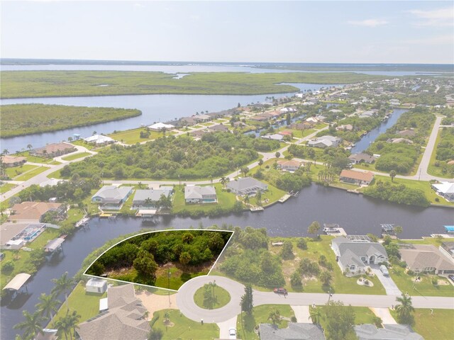 Listing photo 2 for 4497 Bayview St, Port Charlotte FL 33948