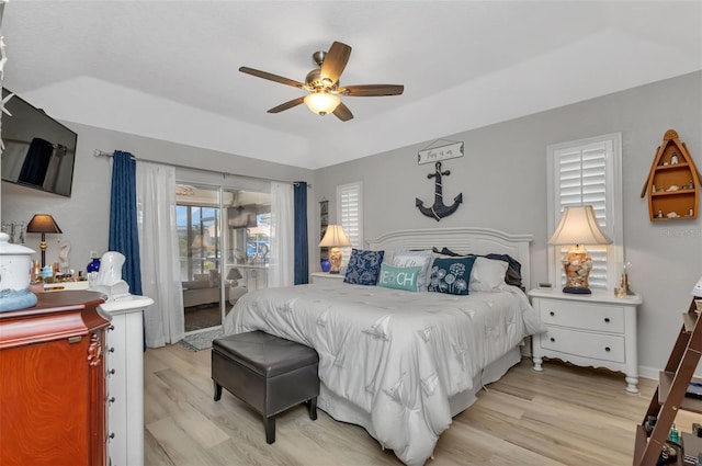 bedroom featuring light hardwood / wood-style flooring and ceiling fan