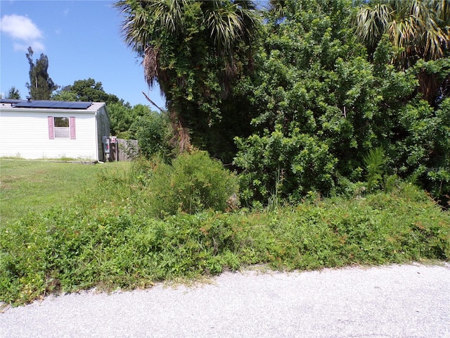 Listing photo 2 for 2423 Sunshine Blvd, Punta Gorda FL 33950