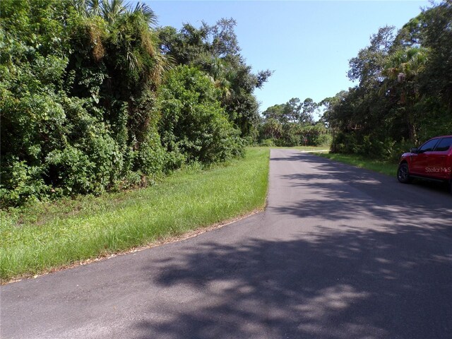 18249 Eblis Ave, Port Charlotte, FL 33948 - photo 11
