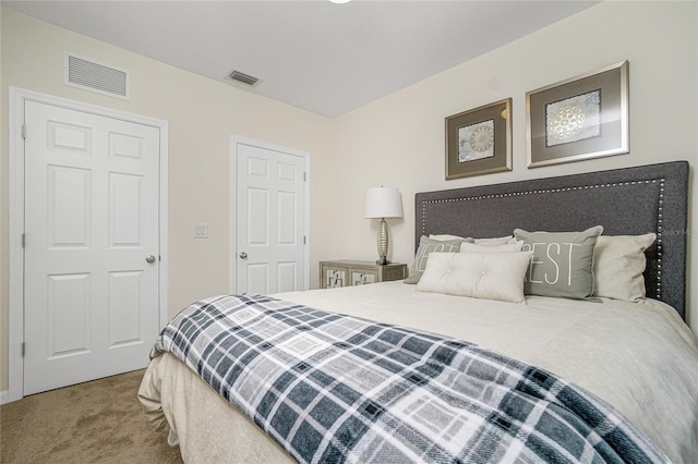 bedroom featuring carpet flooring