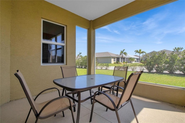 view of sunroom / solarium