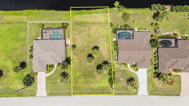 Listing photo 2 for 415 Rotonda Cir, Rotonda West FL 33947