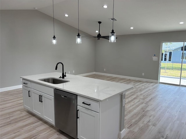kitchen with dishwasher, a center island with sink, light wood-style flooring, and a sink