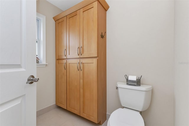 bathroom featuring toilet