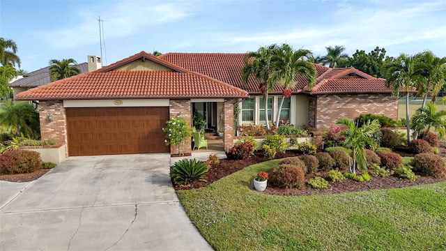 view of front facade with a garage