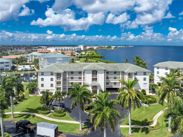 bird's eye view with a water view