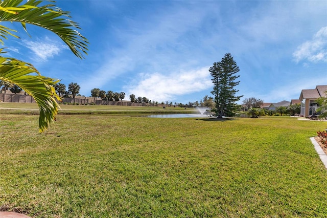 view of yard featuring a water view