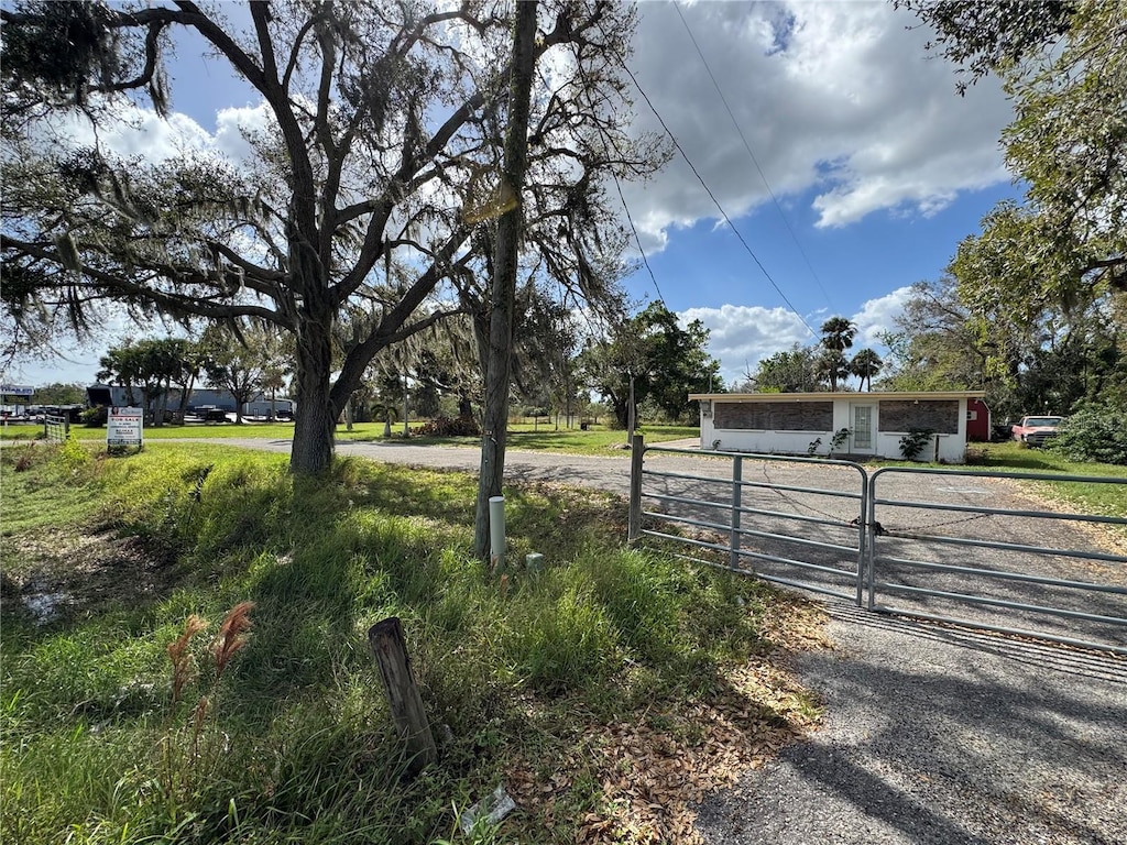 2739 Taylor Rd, Punta Gorda, FL 33950 - photo 2