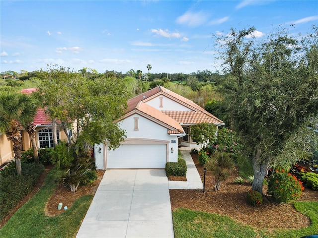 view of front of property featuring a garage