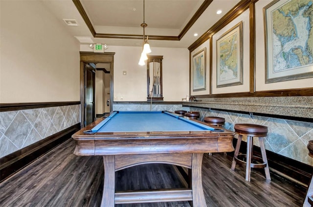 playroom featuring a tray ceiling, dark hardwood / wood-style floors, and billiards