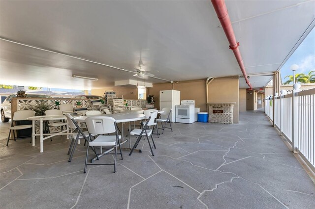view of patio / terrace with a ceiling fan and outdoor dining area