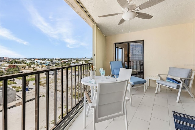 balcony with ceiling fan