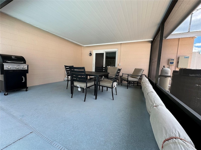 view of sunroom / solarium