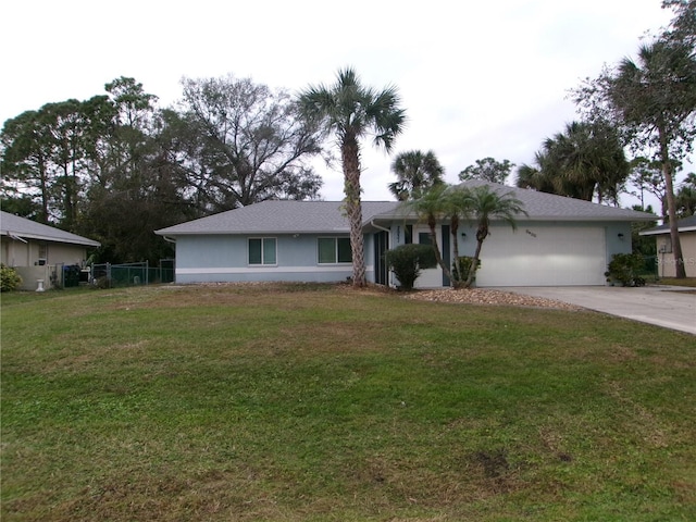 single story home with a front lawn