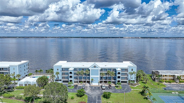 bird's eye view with a water view