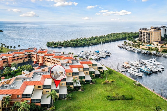 bird's eye view featuring a water view