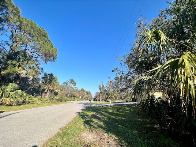 Listing photo 3 for 13405 Ketridge Ave, Port Charlotte FL 33953