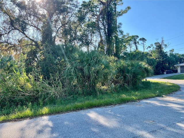 Listing photo 3 for Gaucho Ter, North Port FL 34286