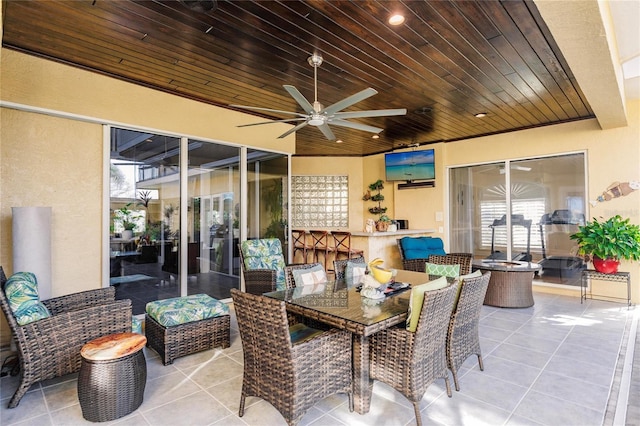 view of patio / terrace featuring ceiling fan and outdoor lounge area