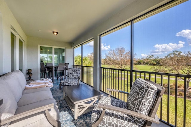 view of sunroom / solarium