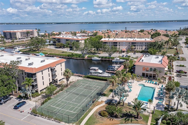 bird's eye view featuring a water view