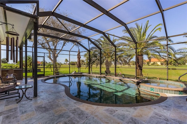 view of swimming pool featuring an in ground hot tub, a yard, a patio area, and glass enclosure