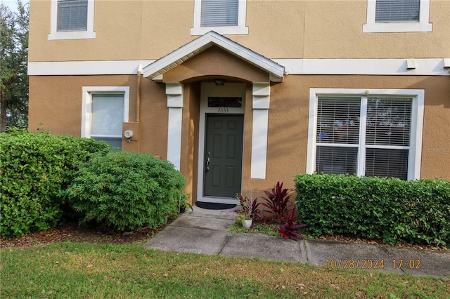 view of entrance to property