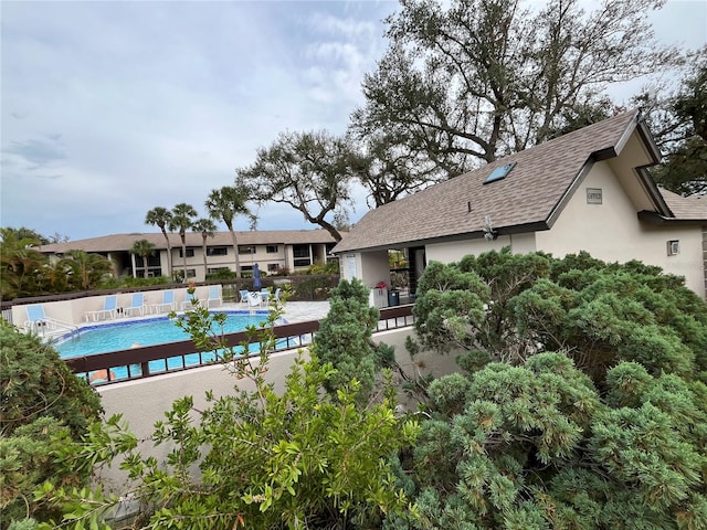 view of swimming pool