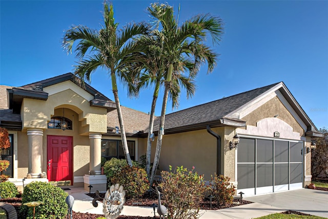 view of front of house featuring a garage