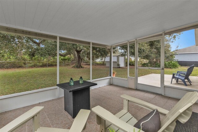 view of sunroom / solarium