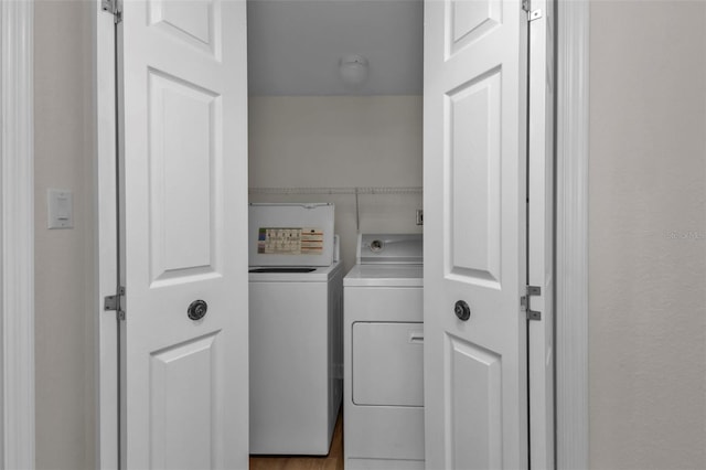 laundry area featuring washer and clothes dryer