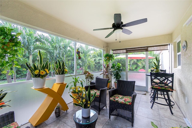 view of patio with ceiling fan