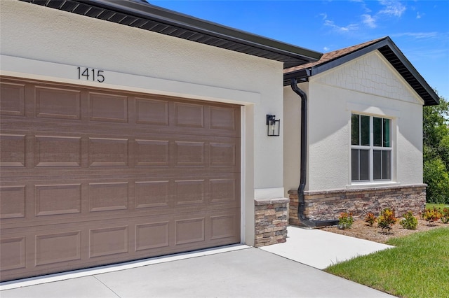 1415 Nackman Rd, North Port, FL 34288 - garage featuring driveway