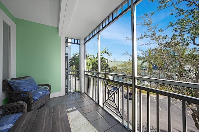 view of sunroom / solarium