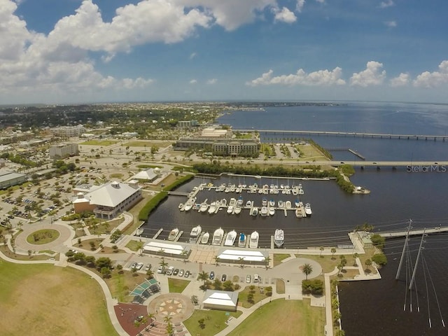 bird's eye view with a water view