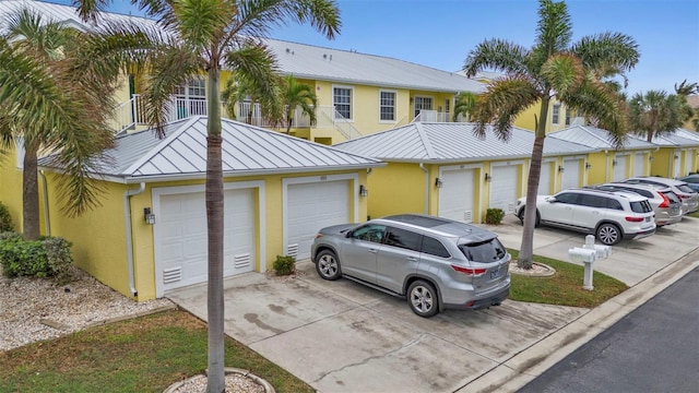 view of front of home with a balcony