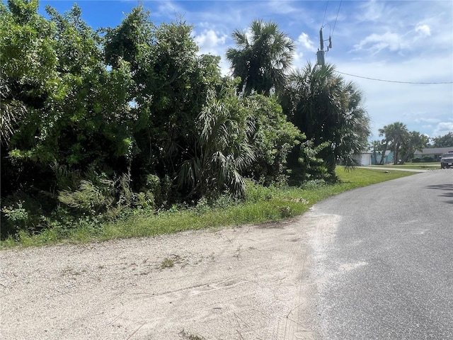 Listing photo 3 for Denargo Rd, North Port FL 34287