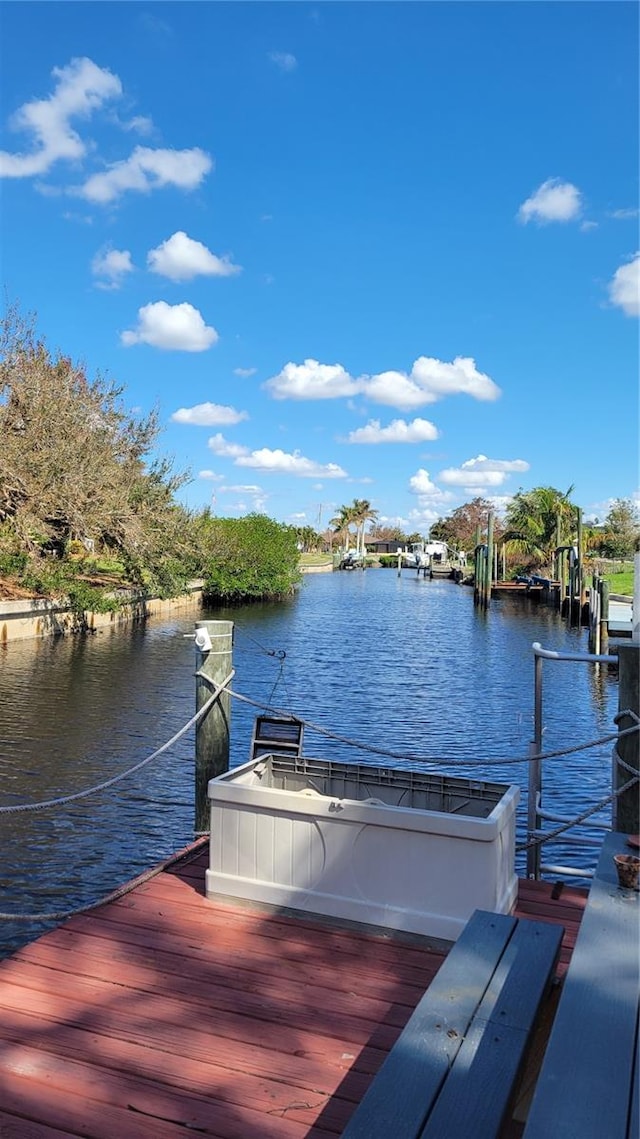 dock area featuring a water view