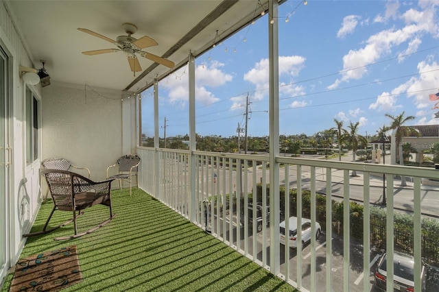 balcony with ceiling fan