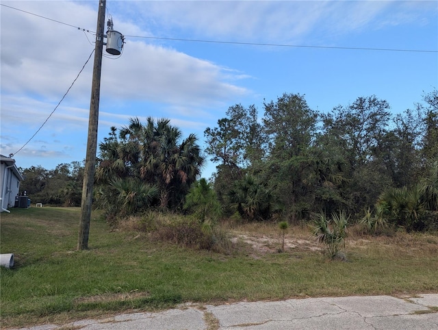 Listing photo 2 for LOT14 Penny Cir, North Port FL 34288