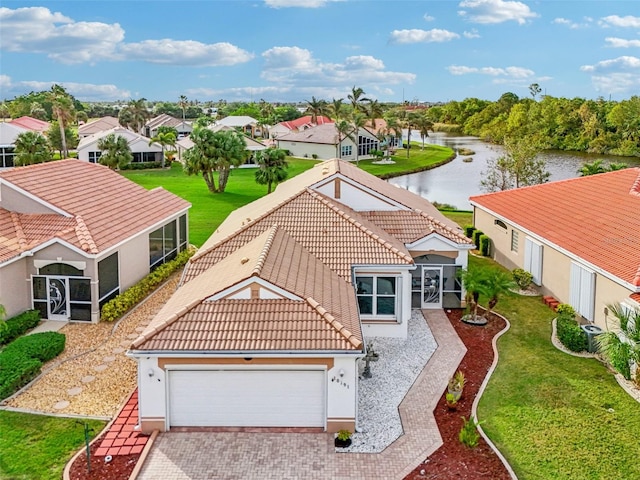 bird's eye view featuring a water view