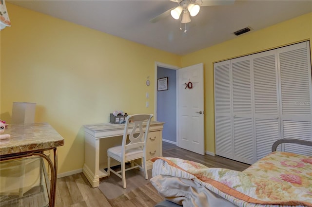 office area featuring ceiling fan and hardwood / wood-style flooring