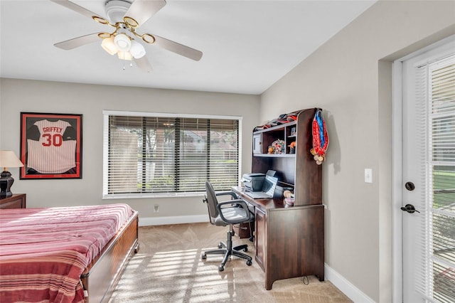 carpeted bedroom featuring ceiling fan